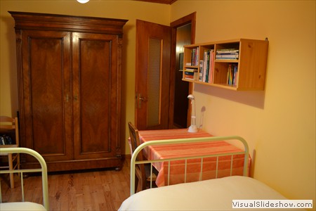 Bedroom N2 with 2 separate beds